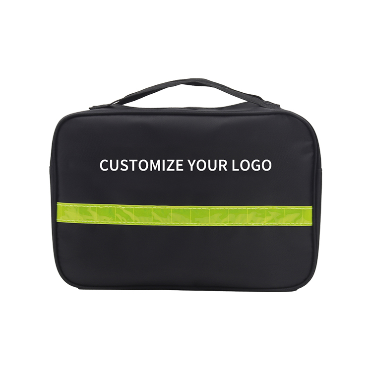 Kit d'urgence de voiture, kit d'outils de sécurité routière avec gants, gonfleur de pneu à compresseur d'air automatique numérique, trousse de premiers secours, câble de démarrage de 12 pieds, sangle de remorquage, lampe de poche pour femmes, hommes, adolescents